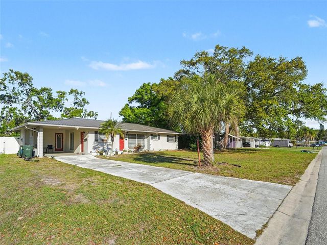2737 JAY PLACE 4, Sarasota, FL 34235