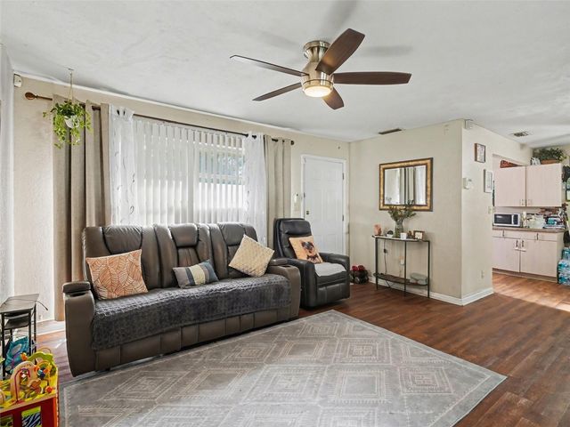 2737 JAY PLACE 4, Sarasota, FL 34235