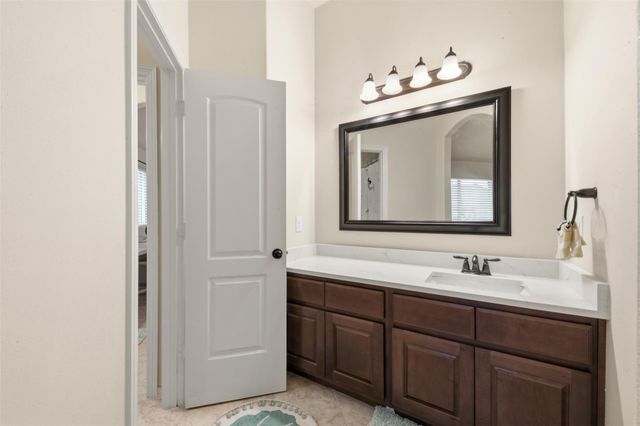 13929 North Lake Branch Lane, Houston, TX 77044