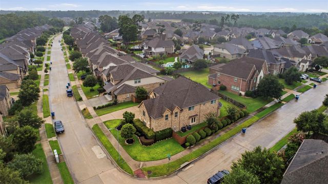 13929 North Lake Branch Lane, Houston, TX 77044