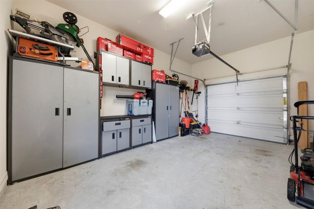13929 North Lake Branch Lane, Houston, TX 77044