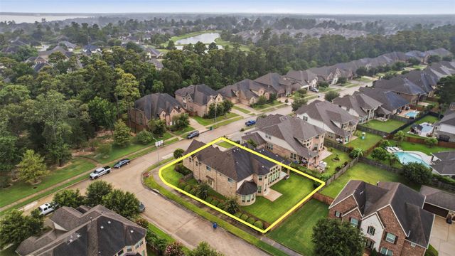 13929 North Lake Branch Lane, Houston, TX 77044
