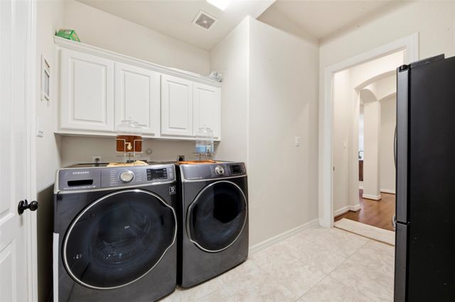 13929 North Lake Branch Lane, Houston, TX 77044