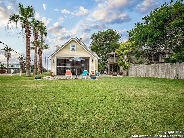 112 Wedig, Port Lavaca, TX 77979