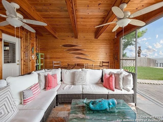 112 Wedig, Port Lavaca, TX 77979