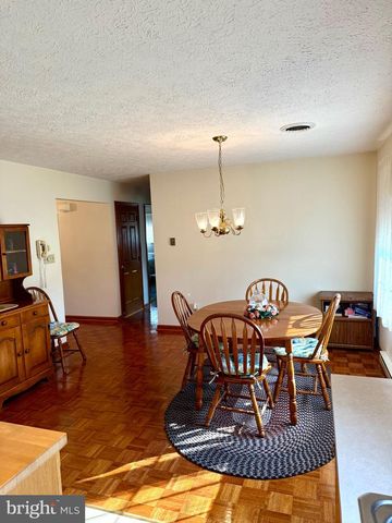 5165 GREENVILLAGE ROAD, Chambersburg, PA 17202