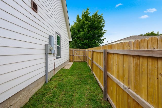 507 N Logan Avenue, Bryan, TX 77803