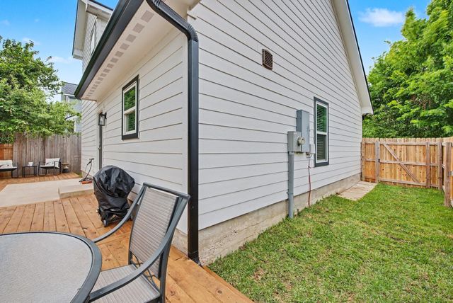 507 N Logan Avenue, Bryan, TX 77803