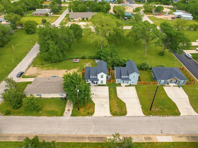 507 N Logan Avenue, Bryan, TX 77803