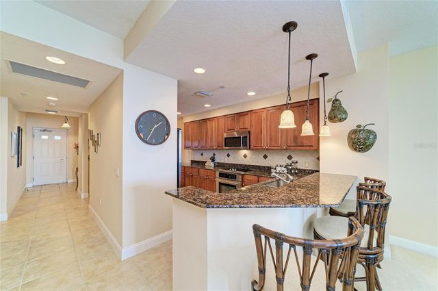 611 RIVIERA DUNES WAY 403, Palmetto, FL 34221