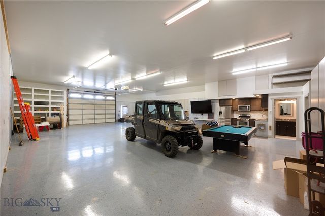 2490 E Cedar Meadows Lane, Manhattan, MT 59741