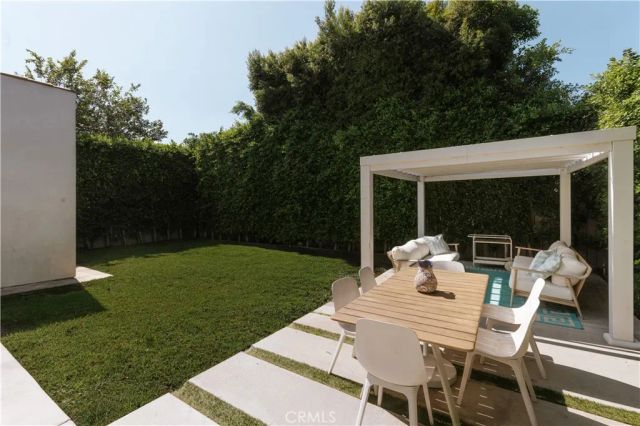 1111 S Plymouth Boulevard, Los Angeles, CA 90019