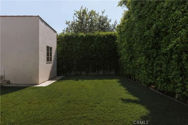 1111 S Plymouth Boulevard, Los Angeles, CA 90019