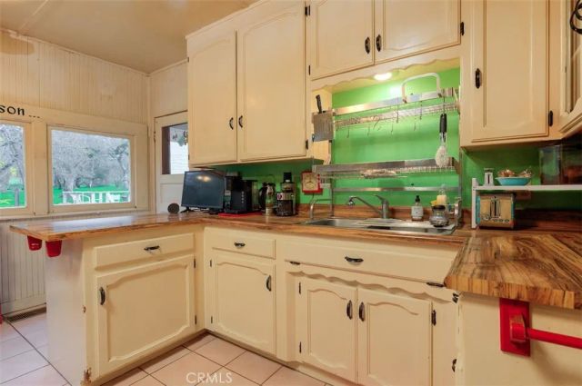 915 Long Bar, Oroville, CA 95966