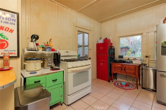 915 Long Bar, Oroville, CA 95966