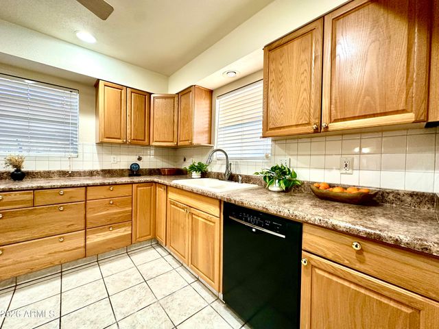 591 W CENTRAL Avenue, Coolidge, AZ 85128