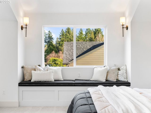 8206 Sw 46th Ave, Portland, OR 97219