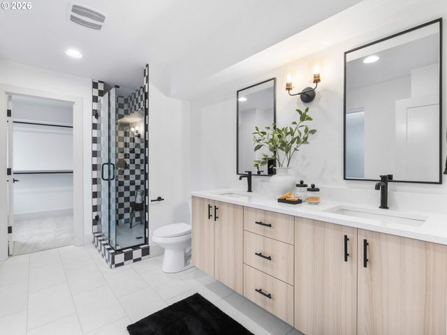 8206 Sw 46th Ave, Portland, OR 97219