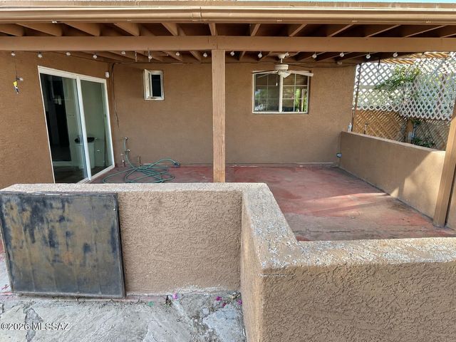1701 W Root Lane, Tucson, AZ 85705