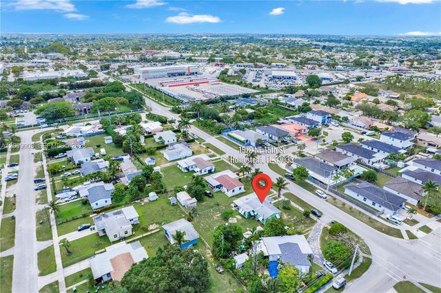 1570 NE 15th St, Homestead, FL 33033