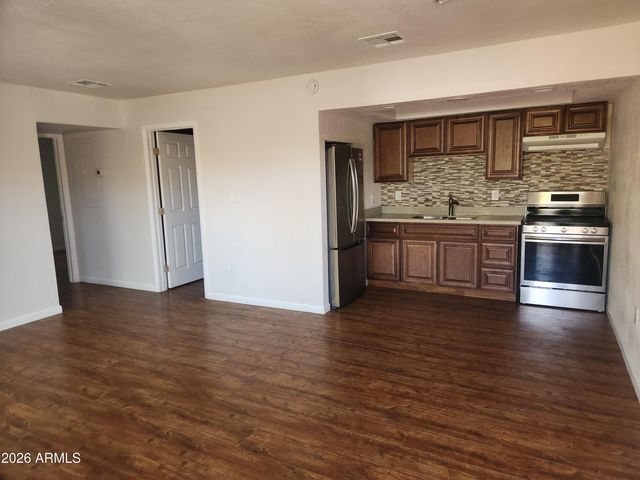 918 E GARFIELD Street B, Phoenix, AZ 85006