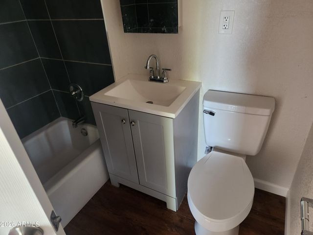 918 E GARFIELD Street B, Phoenix, AZ 85006