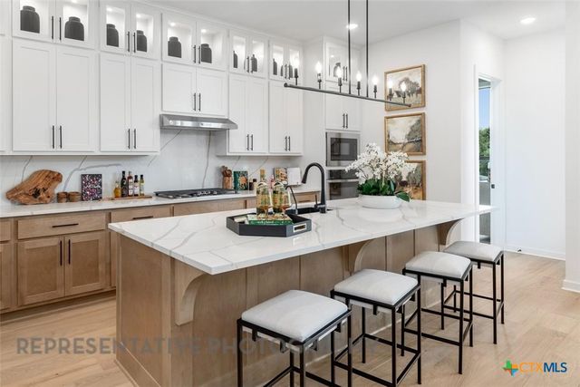 1610 Crimson Sunset Drive, Georgetown, TX 78628