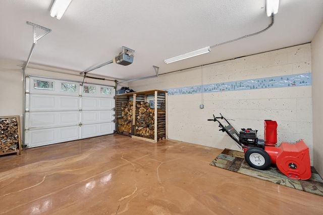 4381 Lakeridge Dr, Pollock Pines, CA 95726