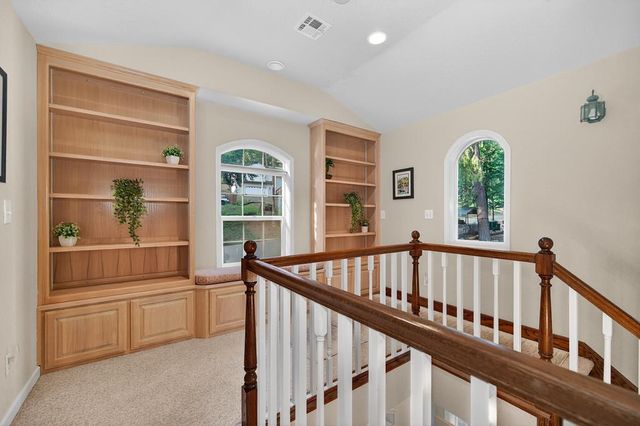 4381 Lakeridge Dr, Pollock Pines, CA 95726