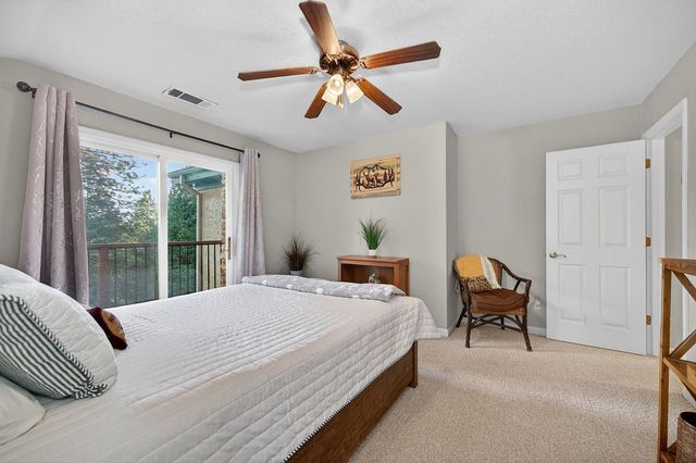 4381 Lakeridge Dr, Pollock Pines, CA 95726