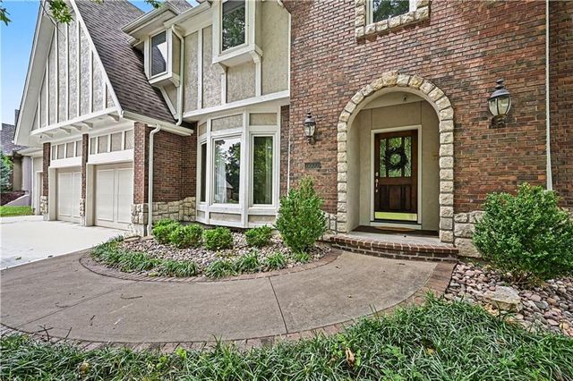 5500 NW 62nd Street, Kansas City, MO 64151