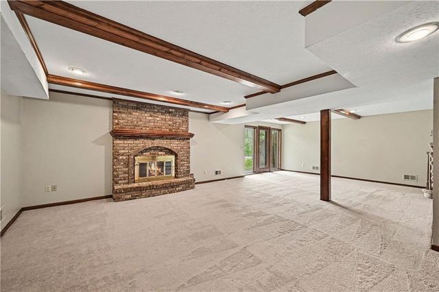 5500 NW 62nd Street, Kansas City, MO 64151