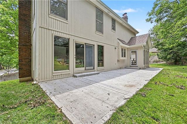 5500 NW 62nd Street, Kansas City, MO 64151