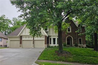 5500 NW 62nd Street, Kansas City, MO 64151
