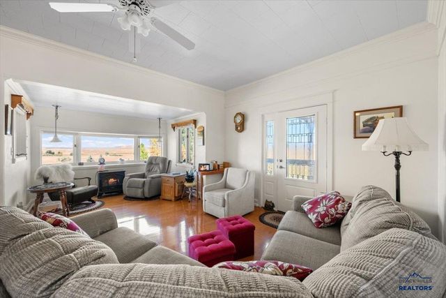 10169 HOMESTAKE RD, Spearfish, SD 57783