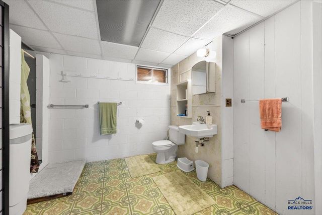 10169 HOMESTAKE RD, Spearfish, SD 57783