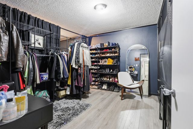 2112 Coral Drive, Arlington, TX 76010