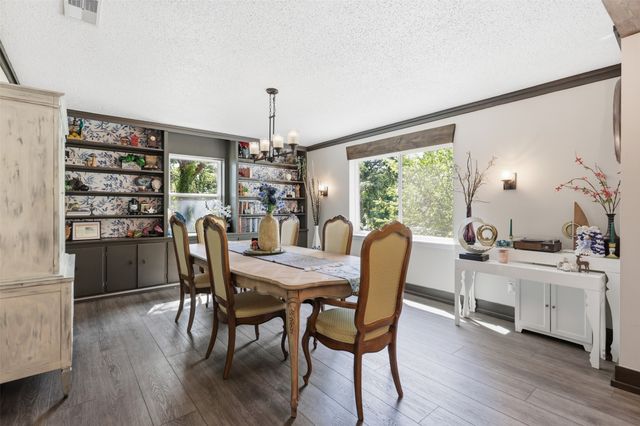 2112 Coral Drive, Arlington, TX 76010