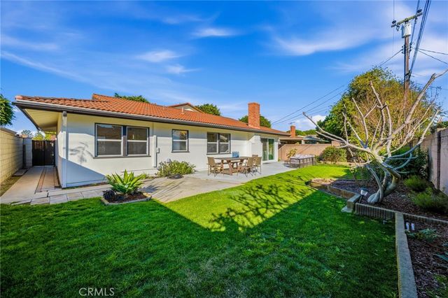 5032 Galway, Huntington Beach, CA 92649