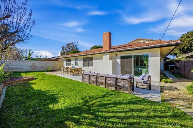 5032 Galway, Huntington Beach, CA 92649