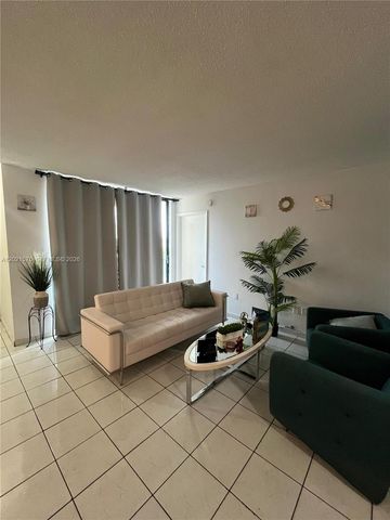 2075 SW 122nd Ave 404, Miami, FL 33175