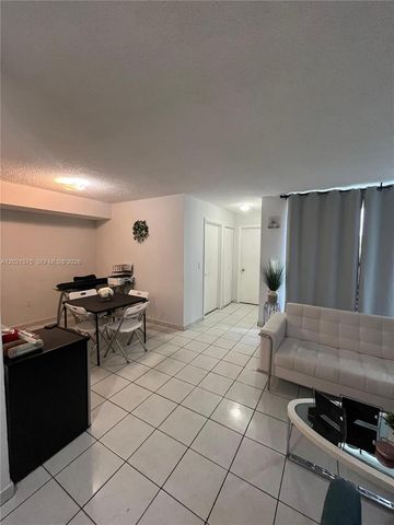 2075 SW 122nd Ave 404, Miami, FL 33175