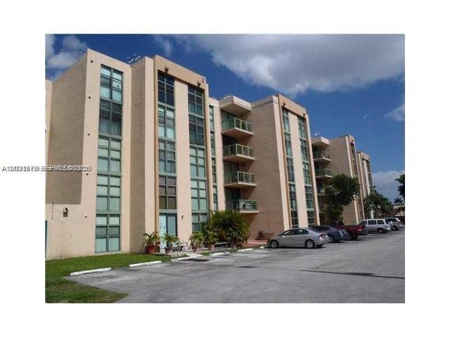 2075 SW 122nd Ave 404, Miami, FL 33175