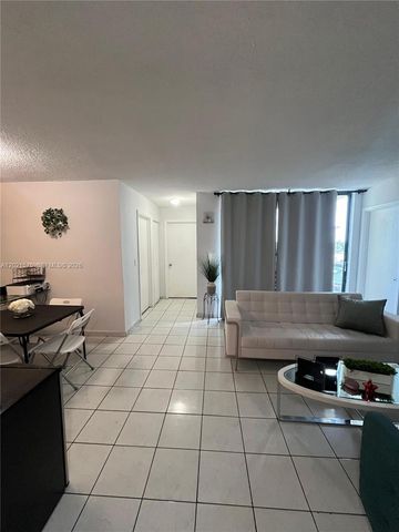 2075 SW 122nd Ave 404, Miami, FL 33175