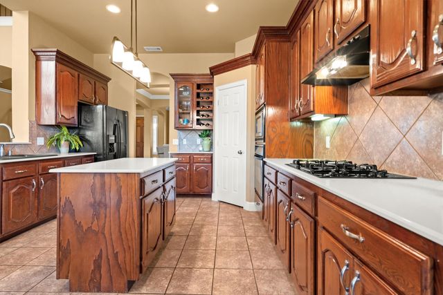 6032 Sterling Drive, Colleyville, TX 76034