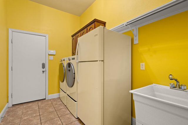 6032 Sterling Drive, Colleyville, TX 76034