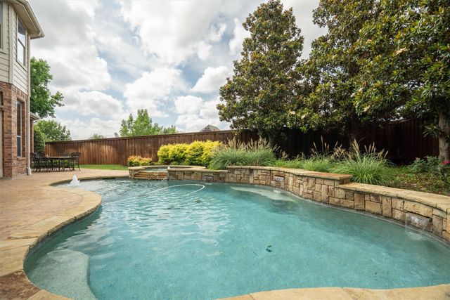 6032 Sterling Drive, Colleyville, TX 76034