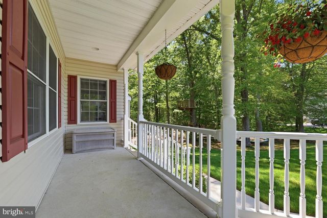 7 CHERRY TREE LN, Cream Ridge, NJ 08514