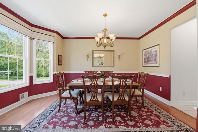 7 CHERRY TREE LN, Cream Ridge, NJ 08514