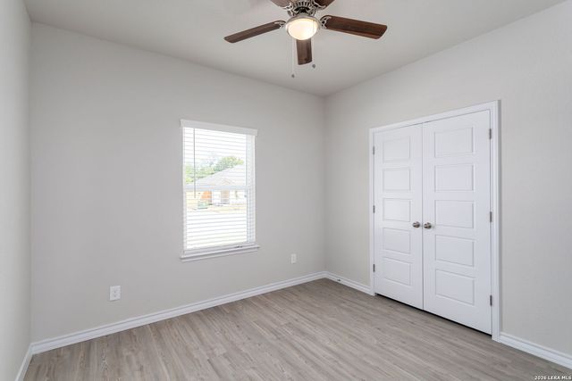 502 Hudson St, Seguin, TX 78155